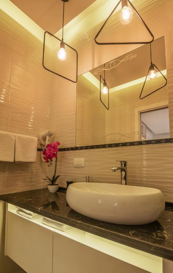 Apartments Vujicic Tivat Kültér fotó