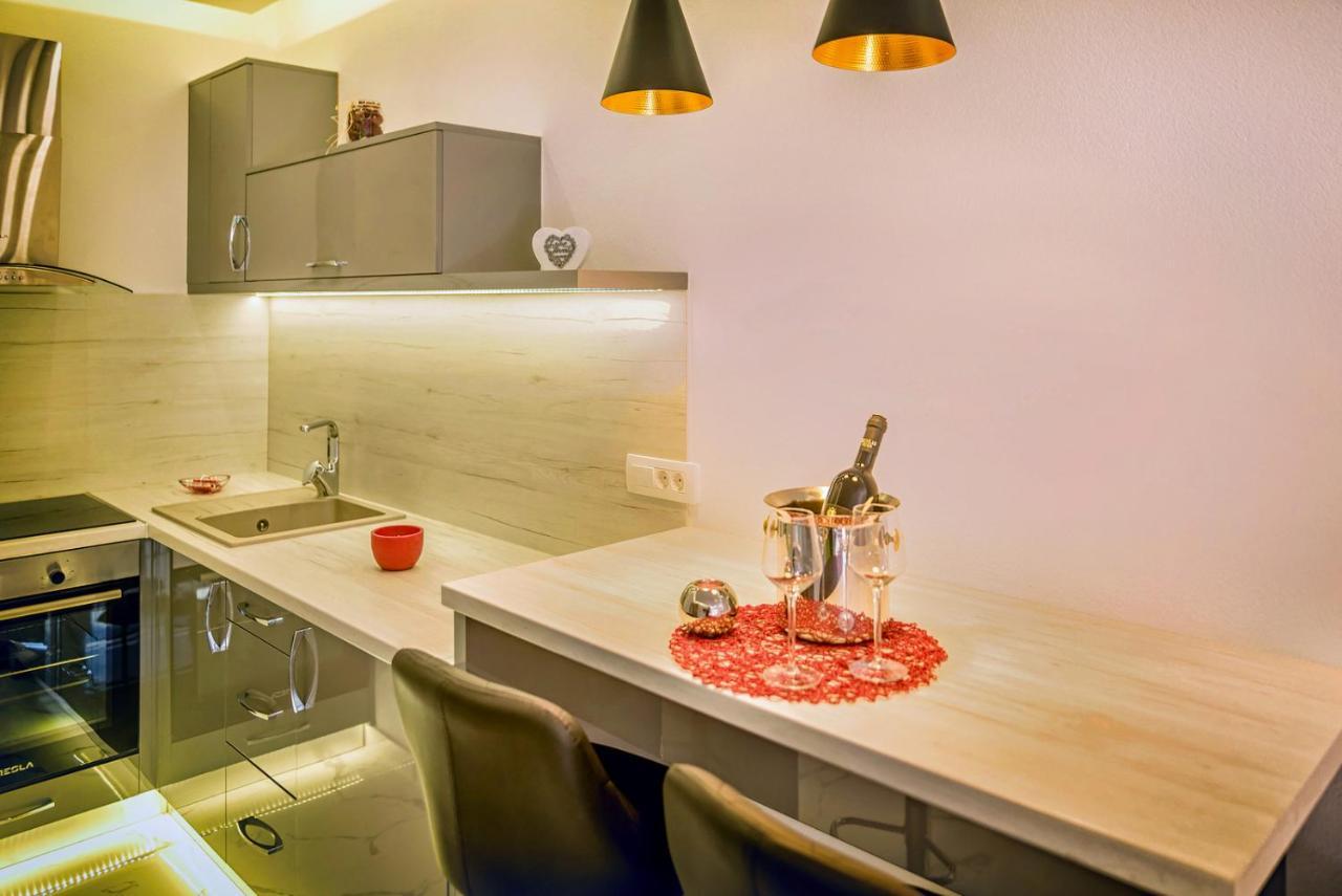 Apartments Vujicic Tivat Kültér fotó